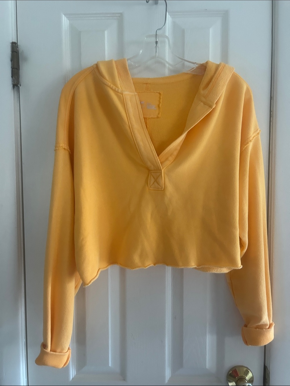 AERIE WOMENS HOODIE SWEATSHIRT YELLOW ORANGE SUN-WASHED COLOR
SIZE XS